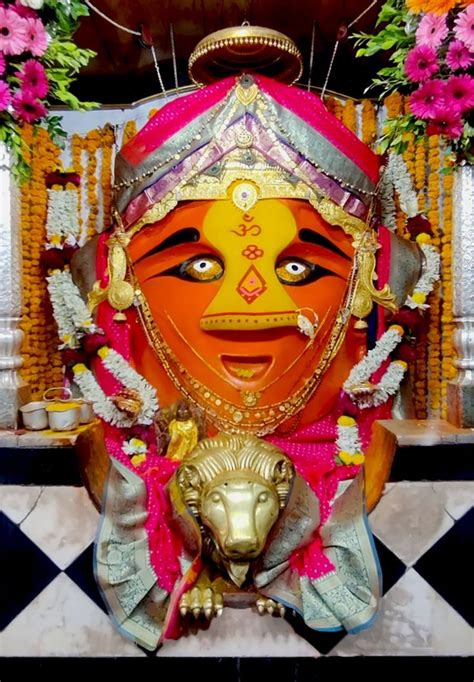 Mahurgadvasini Renuka Mata | Mahalakshmi goddesses hd wallpaper, Happy navratri images, Photo ...