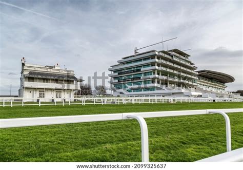 222 Epsom Derby Images, Stock Photos & Vectors | Shutterstock