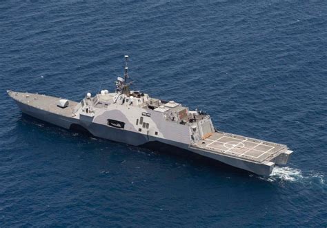 LCS Crew 111 Commissioned in Coronado | Naval Today | Destroyer ship, Navy ships, Warship