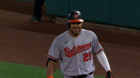 Anthony Santander plates a run with an infield single | 09/06/2023 ...