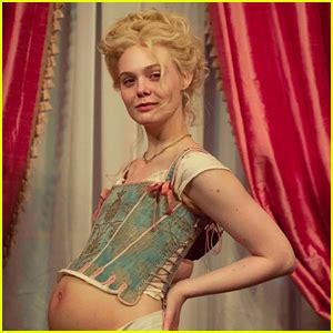 Elle Fanning Shows Off Pregnant Belly In First Look Photo at ‘The Great ...