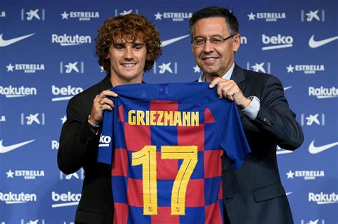 Antoine Griezmann finally speaks about his unsure future at Barcelona