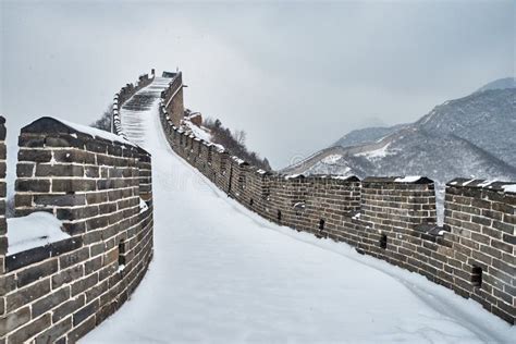 The Great Wall in winter stock image. Image of snowy - 142831335