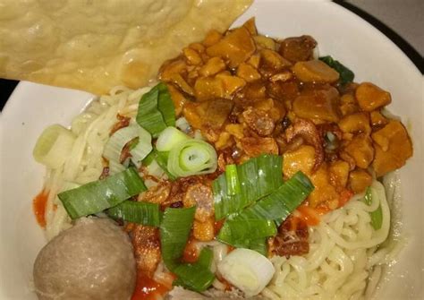 Resep Mie Ayam Jamur Bakso Pangsit oleh Dapoer Sandria - Cookpad