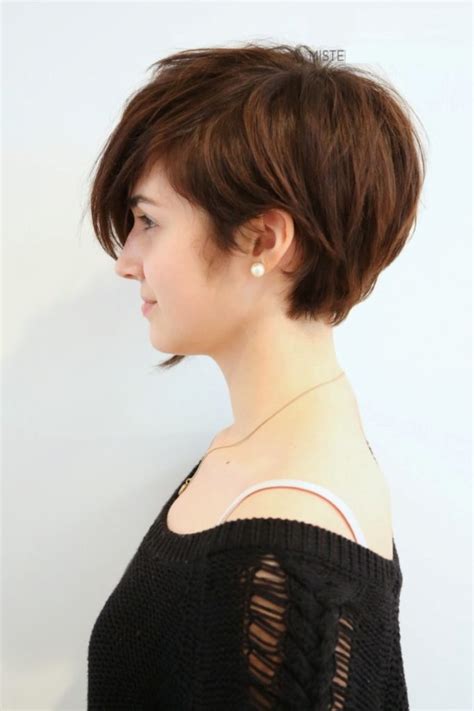 25 Asymmetrical Short Hairstyles to Grab Everyone's Attention | Hairdo ...