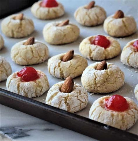 12 Delicious Italian Christmas Cookie Recipes To Make During The Holidays - Homemaking.com ...