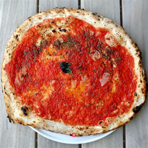 La Pizza Marinara fa bene alla salute, secondo uno studio della Federico II