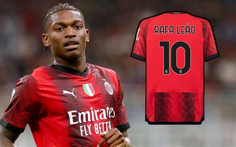 Official: Leao changes name and number on AC Milan shirt - video