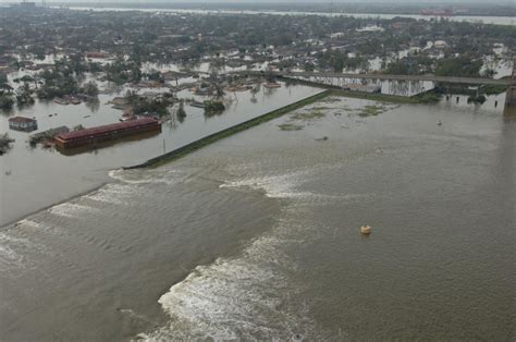 Corps recommends $3.2B plan to raise New Orleans levees