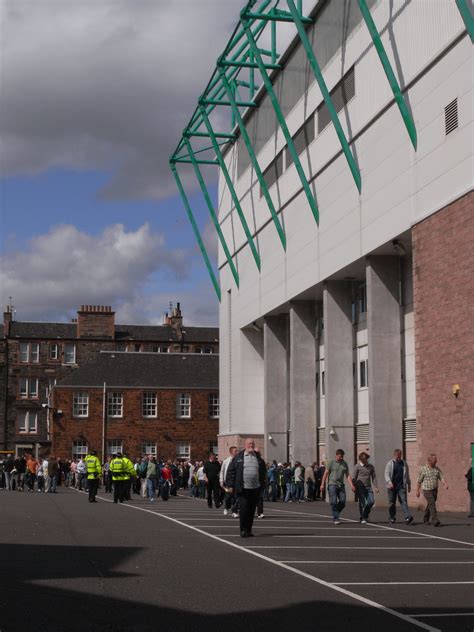 Hibs Main Stand | Hibs/Hibernian Stadium: Pre-match photo of… | Flickr