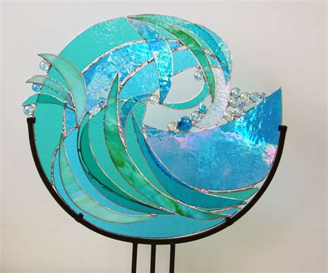 Ocean+Wave.JPG (1600×1333) | Stained glass gifts, Stained glass circles, Stained glass designs