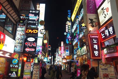 The main entertainment and nightlife district in South Korea - Hongdae