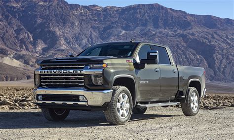 Brute force: The 2022 Chevy Silverado 2500 HD | RACER