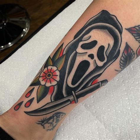 Scream | Traditional tattoo inspiration, Traditonal tattoo, Movie tattoos