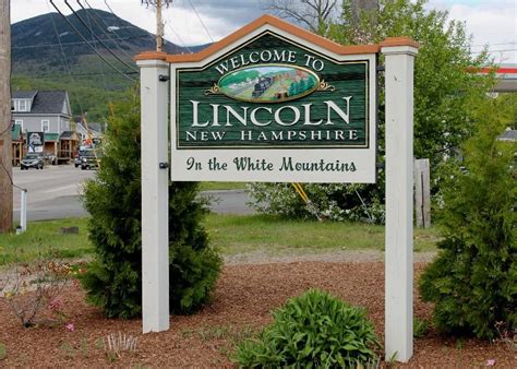 Lincoln, New Hampshire Town Welcome Sign Lincoln New Hampshire, Fall ...