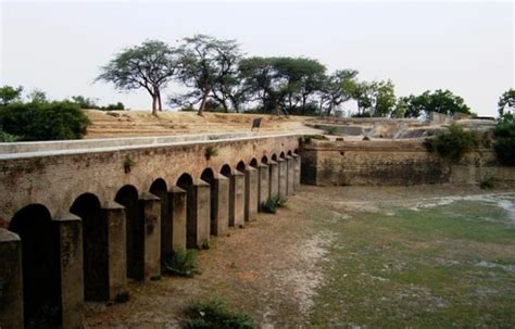 Aligarh Fort Aligarh Uttar Pradesh History & Architecture