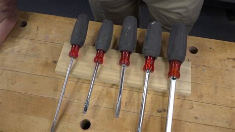 How to Make the Ideal Screwdriver Rack • Ron Hazelton