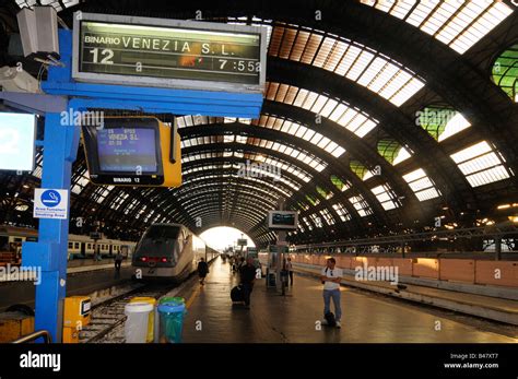 Interior of the Milan central train station, which is famous for its ...