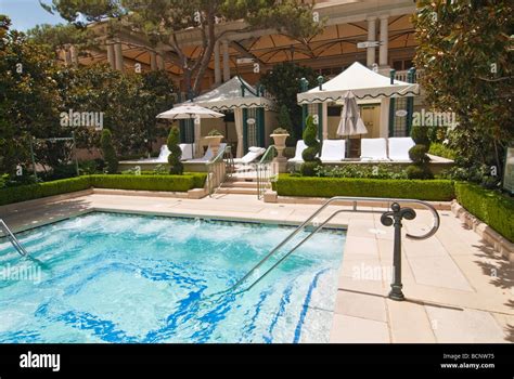 Hot tub spa area with Cabanas of Bellagio Resort and Casino Stock Photo: 25067033 - Alamy