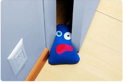 25 Creative door stoppers | Curious, Funny Photos / Pictures