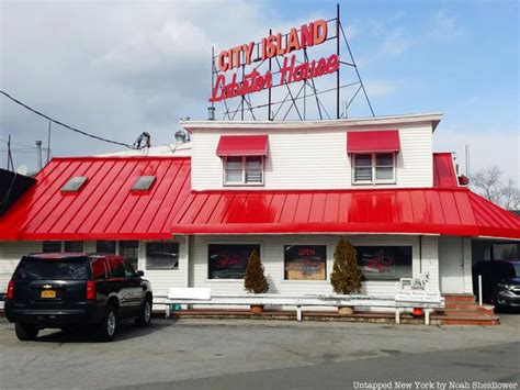 10 City Island Restaurants Well Worth the Trip - Untapped New York ...