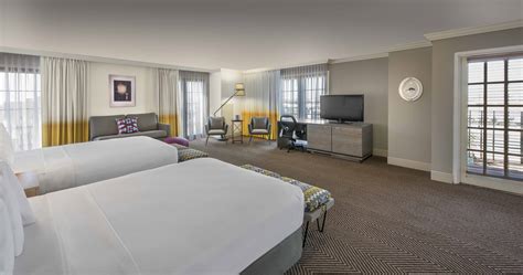 DoubleTree by Hilton Hotel Austin Photo Gallery