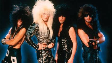 Best Hair Metal Bands | Прически в стиле 80-х, Большие прически, Стиль
