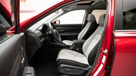 2023-honda-cr-v-interior-view - AVTOPLUS.mk