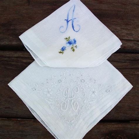 Vintage Hankies Monogrammed Hankies Ladies Handkerchiefs | Etsy | Ladies handkerchiefs, Ladies ...