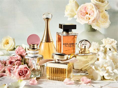 5 Flower Perfumes Perfect for Spring | Southern Living
