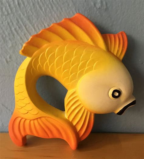 FREE SHIPPING Miller Studio Chalk ware Fish Wall Decor Yellow | Etsy | Fish wall decor, Chalk ...