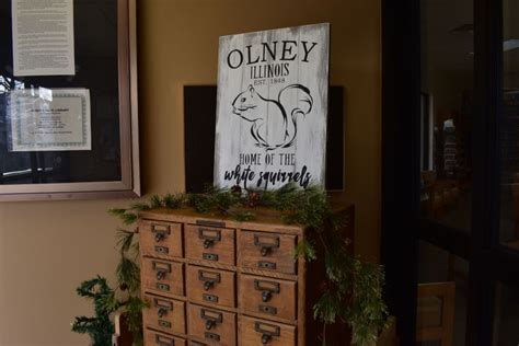 The Library Gallery - See the inside of The Olney Public Library