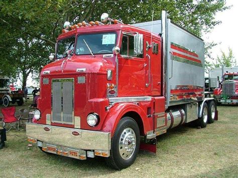 530 best images about Vintage Semi Trucks on Pinterest | Tow truck ...