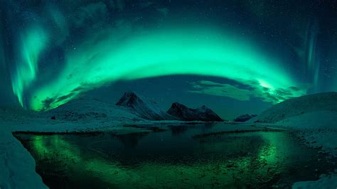 Aurora Borealis Mountain With Reflection On Lake During Nighttime ...