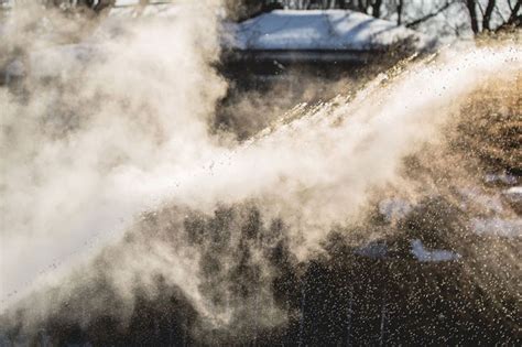 Boiling Water Science Experiment- – Fubiz Media