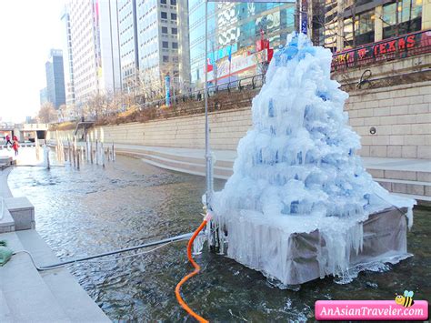 Seoul: Cheonggyecheon - An Asian Traveler