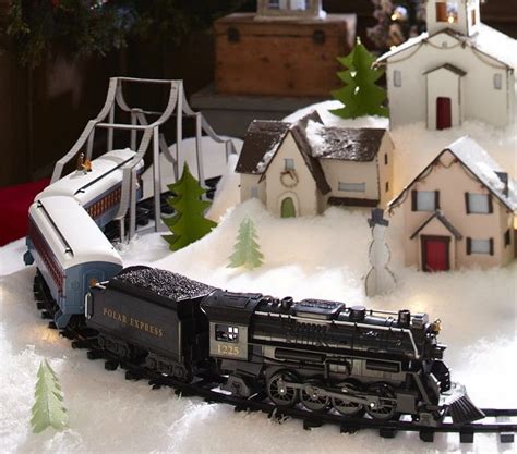 Lionel Polar Express “G Gauge” Train Set in 2021 | Polar express train set, Model trains, Polar ...