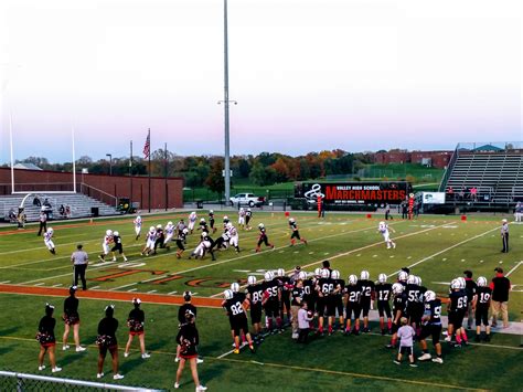 IHSAA Revises Varsity Football Season in Iowa | LAZER 103.3