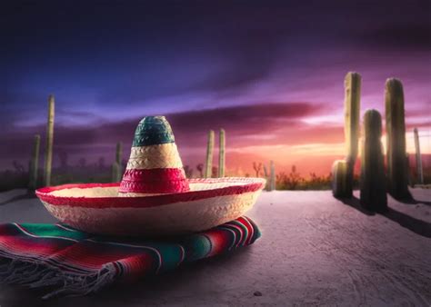 Fotos de Sombrero mexicano de stock, imágenes de Sombrero mexicano sin royalties | Depositphotos