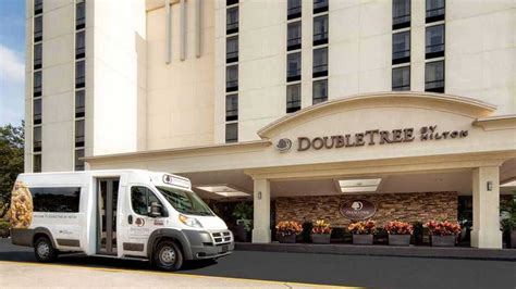 DoubleTree by Hilton PHL Airport Parking | Way