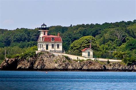 Popham Light #2 by Macedo295, via Flickr | Lighthouse, Beautiful places, Being in the world