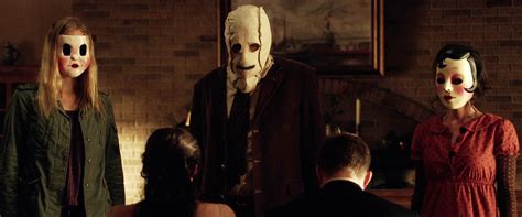 The Strangers Movie Review (2008) | The Movie Buff