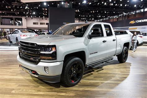 2021 Chevy Silverado Redline Ordering To Open In January | GM Authority