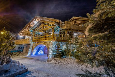 Chalet Lhotse in Val d'Isere - by SkiBoutique