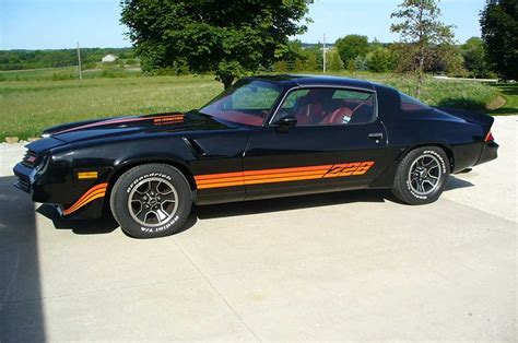 2nd gen 1980 Chevrolet Camaro Z28 350 4spd T-top [SOLD] - CamaroCarPlace