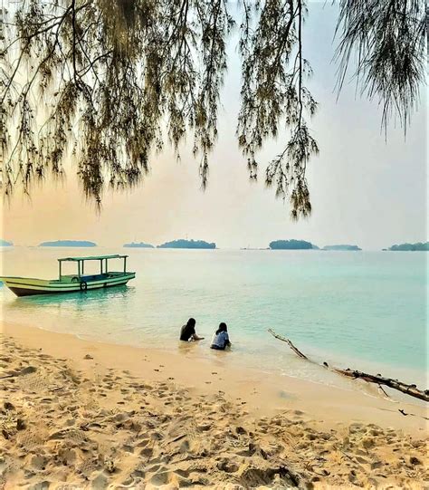 Menikmati Liburan Sebenarnya di Pulau Harapan (Harapan Island) | Indonesia Traveler