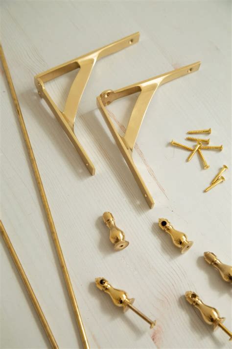 DIY Brass Rail Gallery Shelf - Alice and Lois