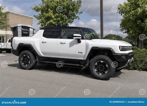 GMC Hummer EV Electric Vehicle Pickup Truck Display. GMC Offers the ...