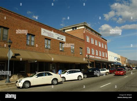 Main street franklin north carolina hi-res stock photography and images - Alamy