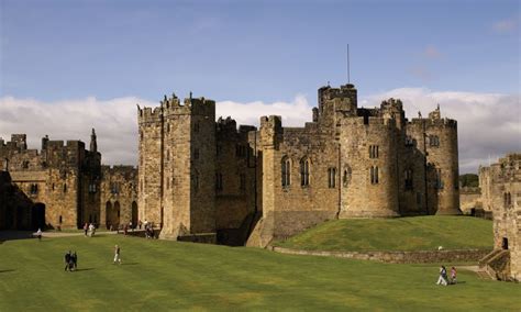 isimez: harry potter castle scotland